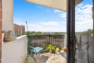 300 Johnson Ferry Rd, Atlanta, GA 30328 - Photo 5