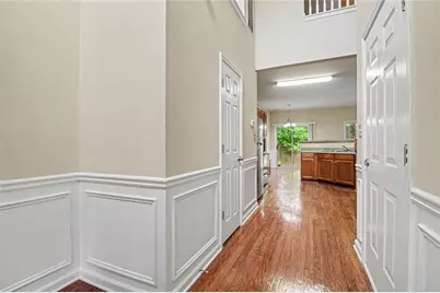 372 Creek Manor, Suwanee, GA 30024 - Photo 5