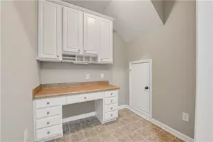501 Grove Field Ct, Suwanee, GA 30024 - Photo 17