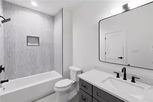 1696 Dunwoody Pl, Atlanta, GA 30324 - Photo 37