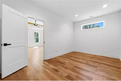 1696 Dunwoody Place, Atlanta, GA 30324 - Photo 43