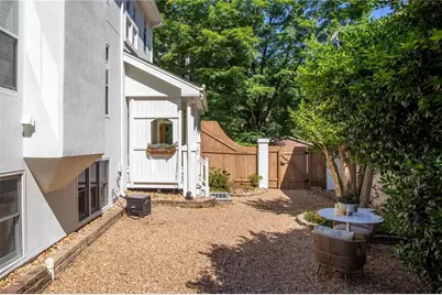 2423 Coosawattee Drive NE, Atlanta, GA 30319 - Photo 37