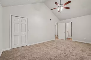 3985 Lookout Point Dr, Marietta, GA 30066 - Photo 13