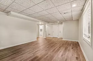 3985 Lookout Point Dr, Marietta, GA 30066 - Photo 17