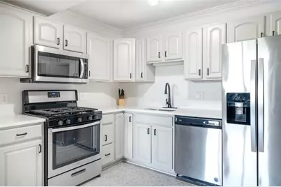 2965 Pharr Court South NW #817, Atlanta, GA 30305 - Photo 3