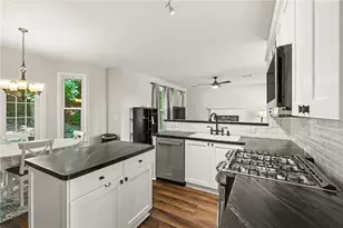 4035 Annandale Main NW, Kennesaw, GA 30144 - Photo 9