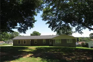 618 Hillside Dr, Cedartown, GA 30125 - Photo 1