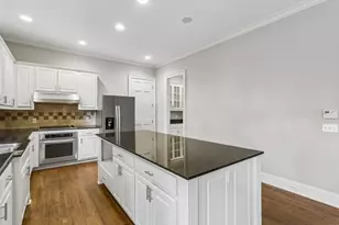 2181 McKinley Rd NW, Atlanta, GA 30318 - Photo 31