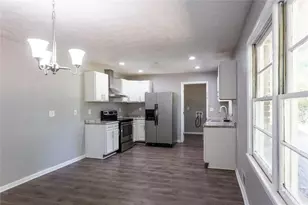 908 E Marable St, Monroe, GA 30656 - Photo 7