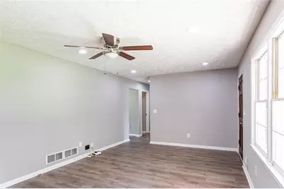 908 E Marable Street, Monroe, GA 30656 - Photo 11
