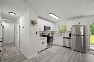 6262 Laurel Wood Trail, Flowery Branch, GA 30542 - Photo 7