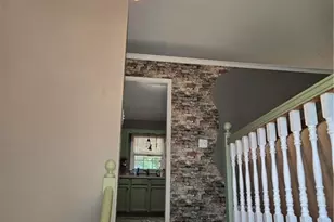 102 Thomas Dr, Dallas, GA 30157 - Photo 3