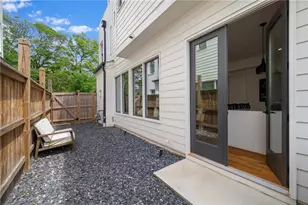 94 Whitefoord Ave NE, Atlanta, GA 30307 - Photo 17