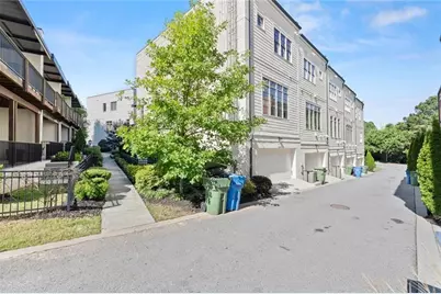 1910 Bay Line Lane, Atlanta, GA 30318 - Photo 25
