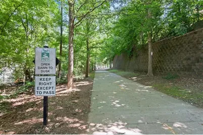 1910 Bay Line Lane, Atlanta, GA 30318 - Photo 37