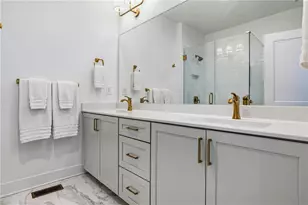 4456 Dalston Dr NE, Atlanta, GA 30342 - Photo 13