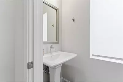 619 Broadview Terrace NE, Atlanta, GA 30324 - Photo 17