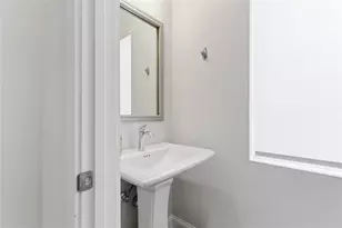 619 Broadview Terrace NE, Atlanta, GA 30324 - Photo 17