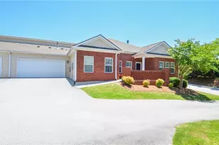 341 Villa Park Cir, Stone Mountain, GA 30087 - Photo 29