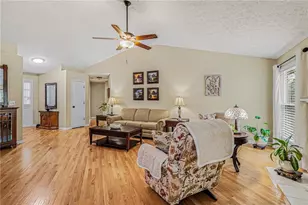 6008 Woodcreek Dr, Woodstock, GA 30188 - Photo 7