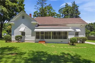 10 Woodlawn Ave, Hampton, GA 30228 - Photo 1