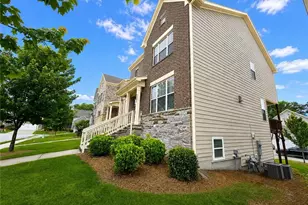 3760 Village Park Dr, Duluth, GA 30096 - Photo 7