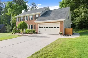 6315 Wyndham Lakes Dr, Dallas, GA 30157 - Photo 3