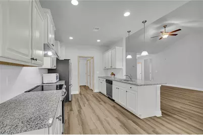 817 Hidden Hollow Circle, Commerce, GA 30529 - Photo 17
