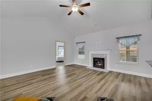 817 Hidden Hollow Cir, Commerce, GA 30529 - Photo 9