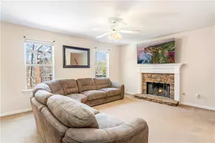 8810 Brookhurst Trail, Gainesville, GA 30506 - Photo 5