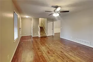 600 Glendale Forest Dr, Woodstock, GA 30189 - Photo 3