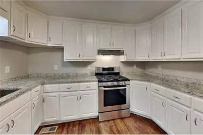 600 Glendale Forest Drive, Woodstock, GA 30189 - Photo 5