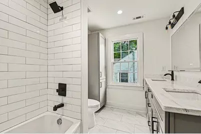 987 Lawton Street SW, Atlanta, GA 30310 - Photo 17