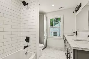 987 Lawton St SW, Atlanta, GA 30310 - Photo 17