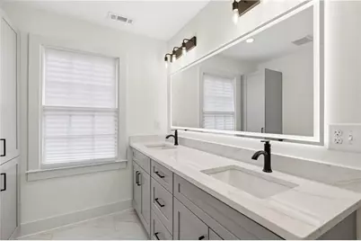 987 Lawton Street SW, Atlanta, GA 30310 - Photo 23