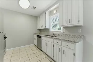 615 Hickory Nobb, Sugar Hill, GA 30518 - Photo 7