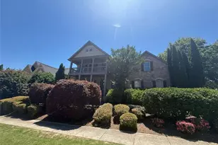 2294 Lake Cove Ct, Buford, GA 30519 - Photo 3
