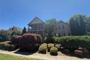 2294 Lake Cove Ct, Buford, GA 30519 - Photo 3