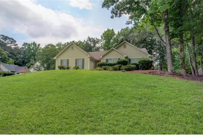 195 Manor Oak Drive, Covington, GA 30014 - Photo 3