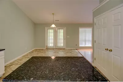 195 Manor Oak Drive, Covington, GA 30014 - Photo 11