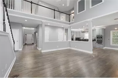 160 Treadstone Overlook, Johns Creek, GA 30024 - Photo 9