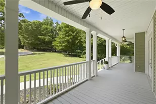 306 Oak Ridge Dr, Maysville, GA 30558 - Photo 7