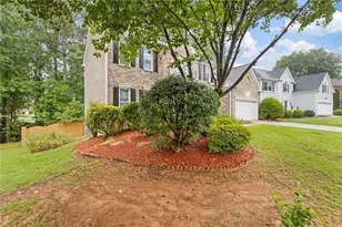 4865 Agate Dr, Alpharetta, GA 30022 - Photo 3