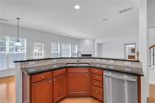 5608 Avonley Creek Dr, Sugar Hill, GA 30518 - Photo 7