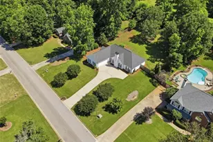 1921 E Bay Street E, Hoschton, GA 30548 - Photo 5