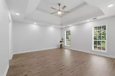 1921 E Bay Street E, Hoschton, GA 30548 - Photo 21