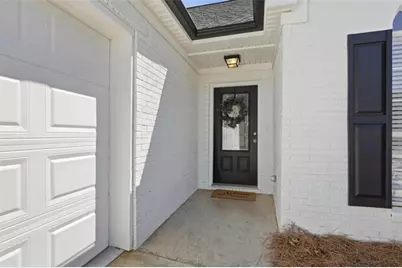 1921 E Bay Street E, Hoschton, GA 30548 - Photo 7