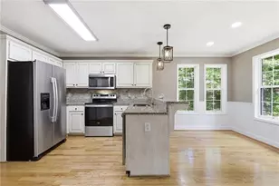 24 Walnut Ln NE, Cartersville, GA 30121 - Photo 5