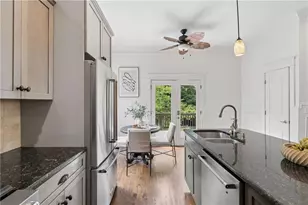 2129 Oakview Rd SE, Atlanta, GA 30317 - Photo 15