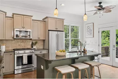 2129 Oakview Road SE, Atlanta, GA 30317 - Photo 11